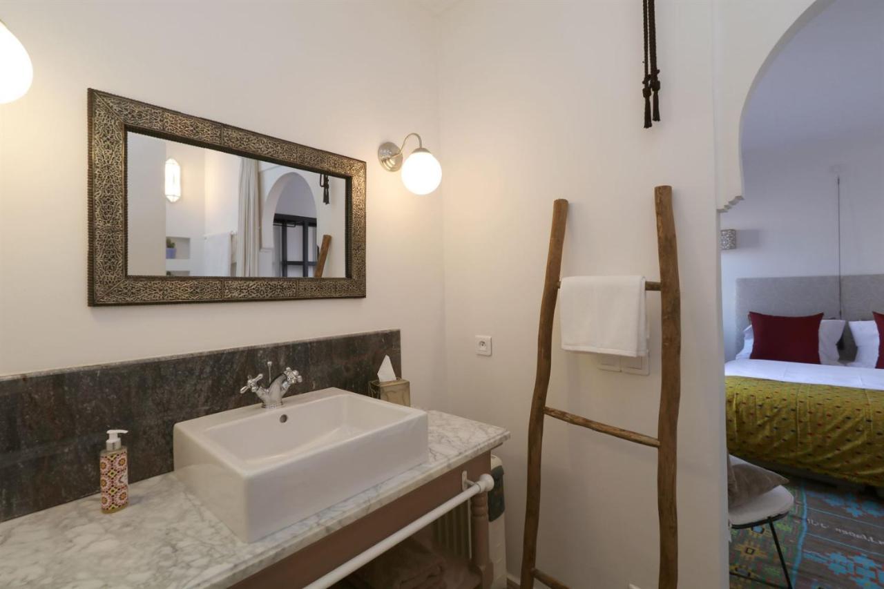 Riad Dar Safi - Privatise Pour 6/8 Pers. - Jacuzzi Марракеш Экстерьер фото